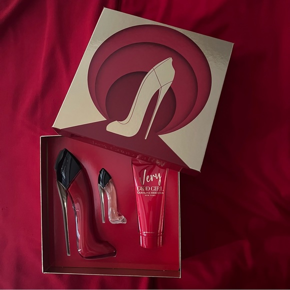 Authentic NIB - Picture 3 of 4